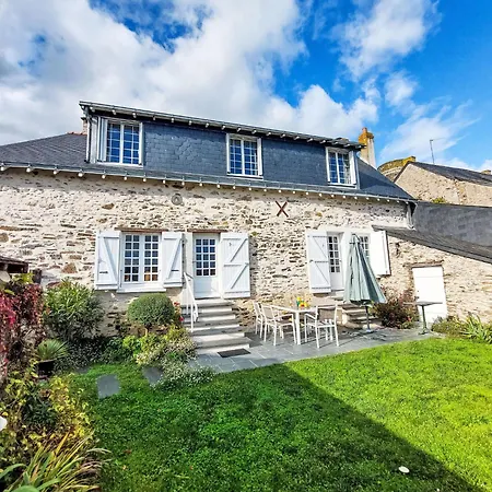 Les Goganes By Interhome Дом отдыха Champtoce-sur-Loire