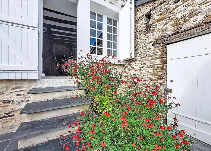 Holiday home Les Goganes By Interhome